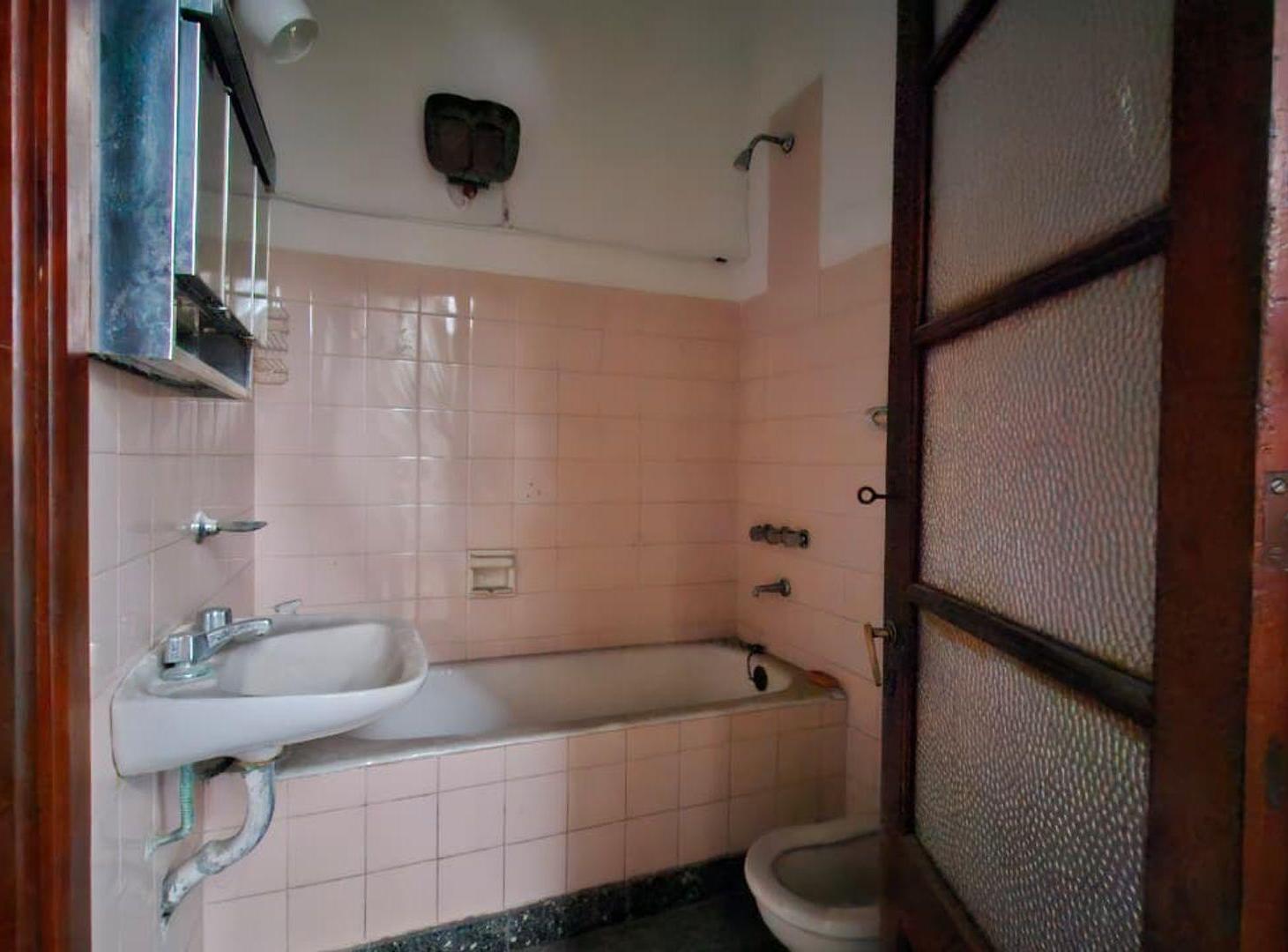 Foto de PH 3 AMBIENTES EN VENTA MATADEROS, imagen 4