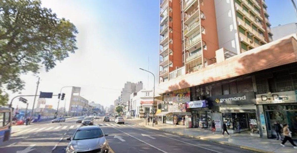 Foto de Venta local en Liniers Av.Rivadavia 2 plantas, imagen 1