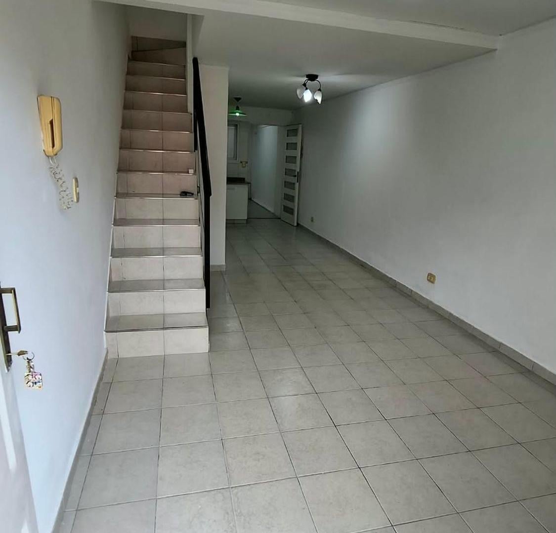 Foto de VENTA PH 3 AMBIENTES CON COCHERA ISIDRO CASANOVA, imagen 1