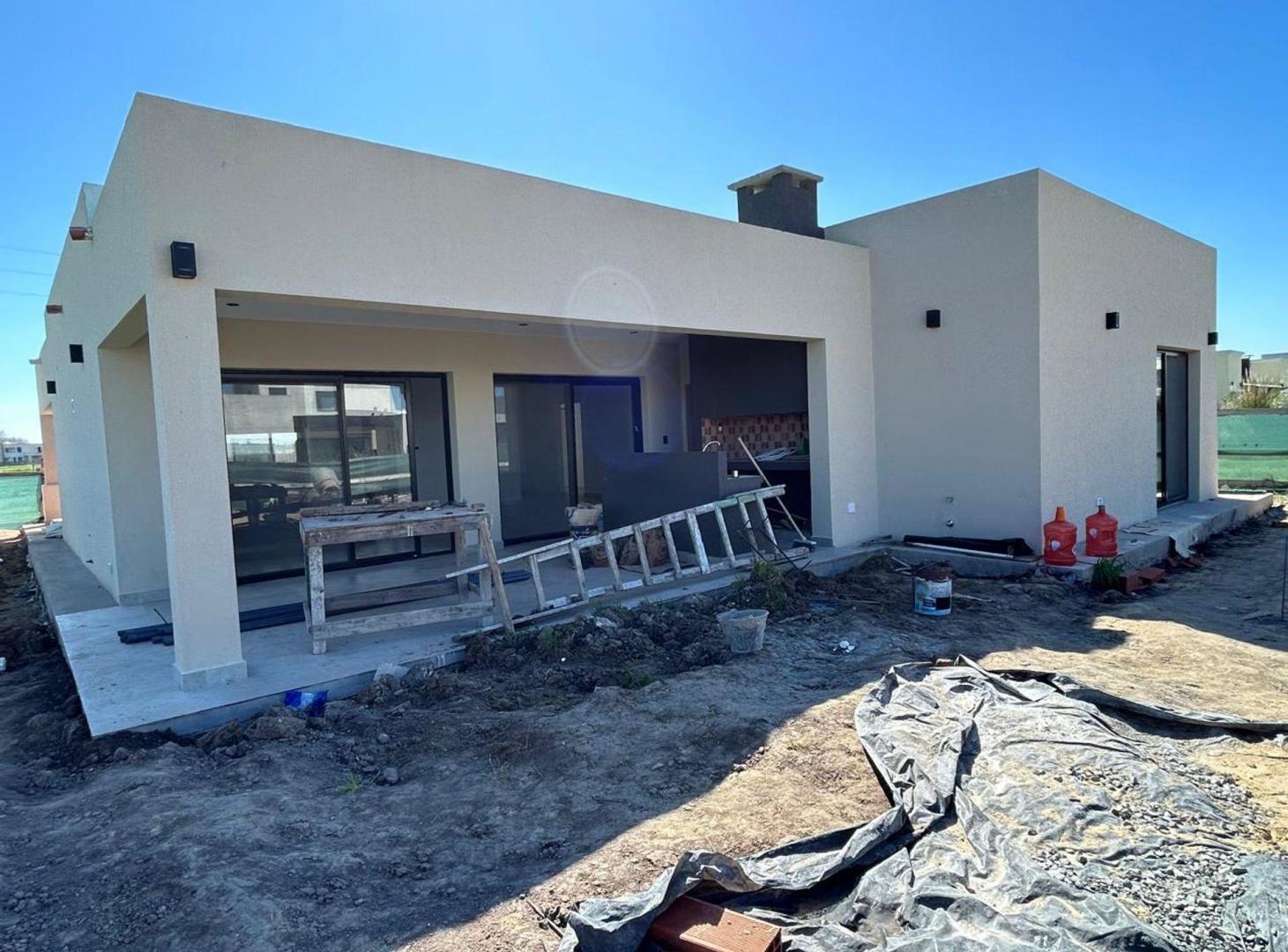 Foto de Casa de 5 ambientes en Venta en Canning, imagen 5