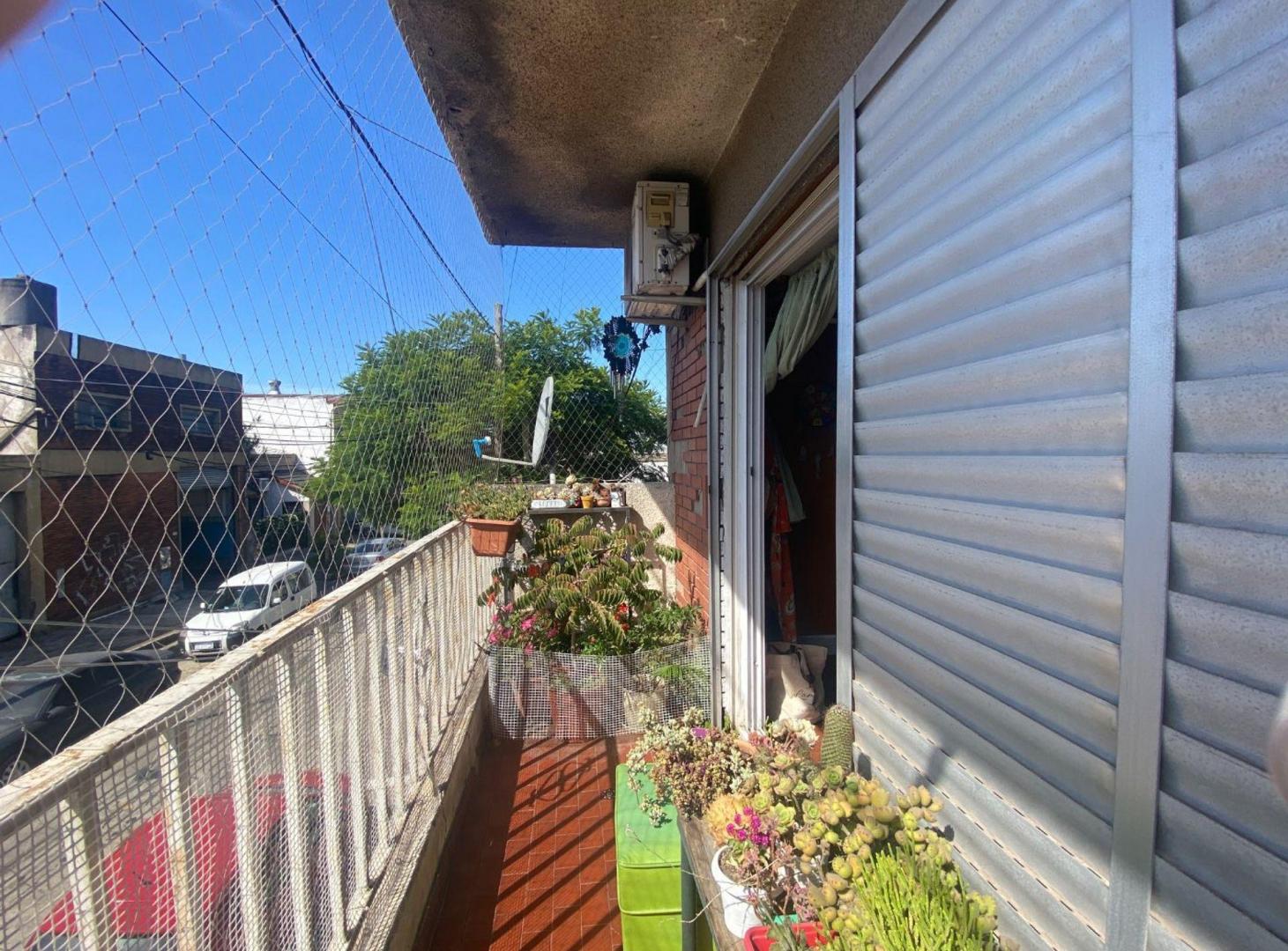 Foto de VENTA DEPARTAMENTO 2 AMBIENTES LOMAS DEL MIRADOR, imagen 1