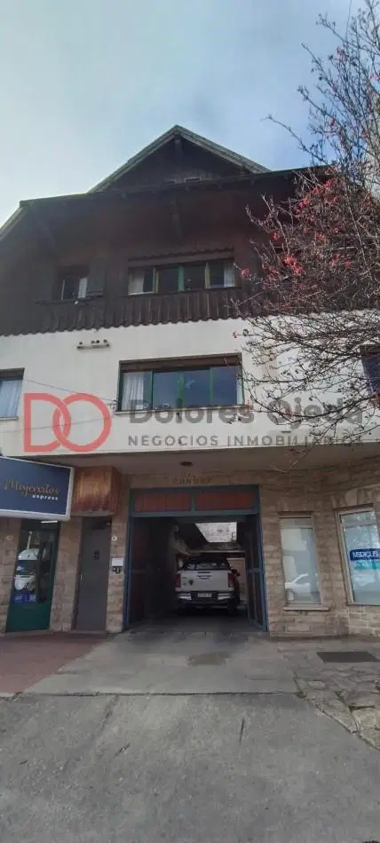 Locales mas departamentos en pleno centro 4