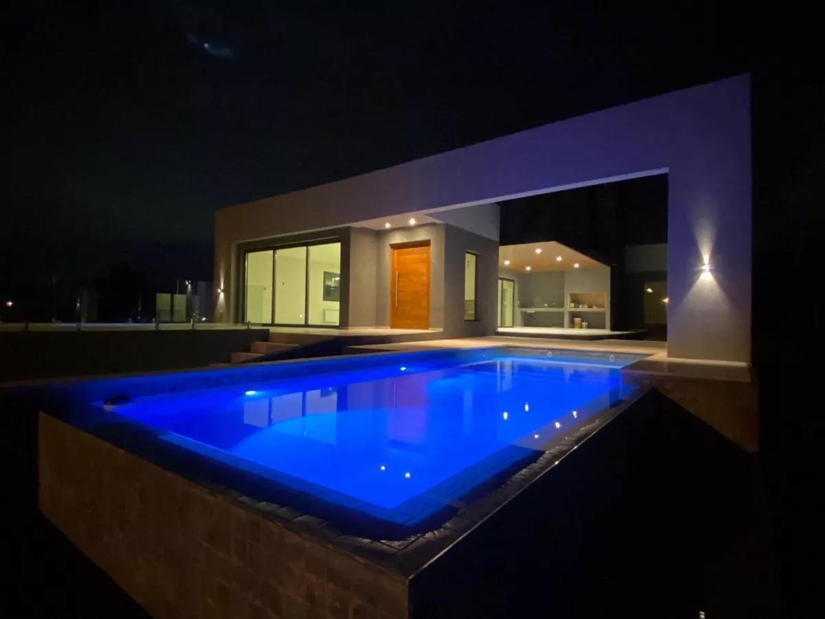 Casa en Venta a Estrenar en Carlos Paz Country Club 1
