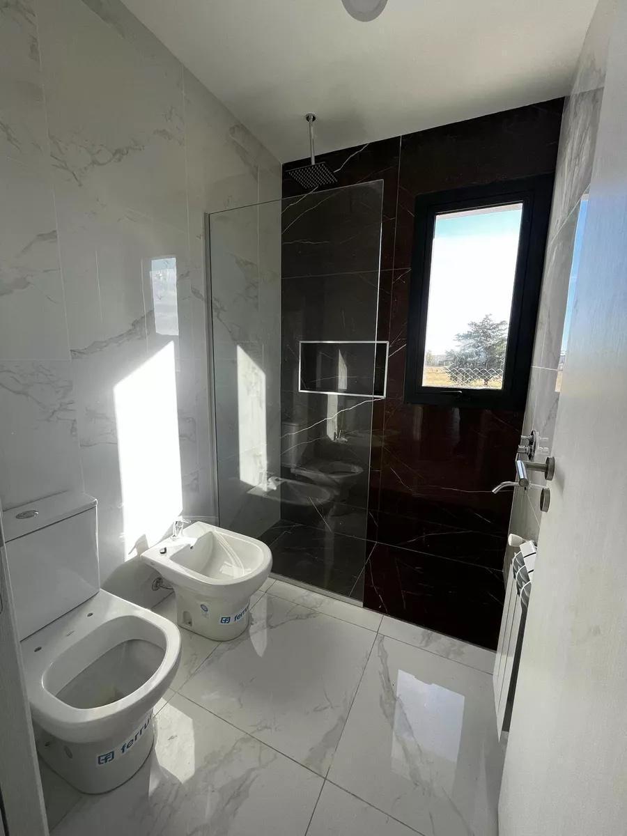Casa en Venta a Estrenar en Carlos Paz Country Club 3