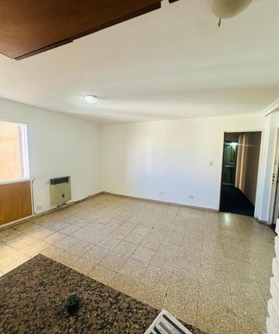 VENTA EXCELENTE DPTO DOS DORMITRIOS ALBERDI 5