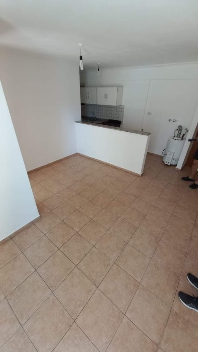 Venta Departamento 1 Dormitorio Nueva Cordoba Sobre Bv. Illia 4