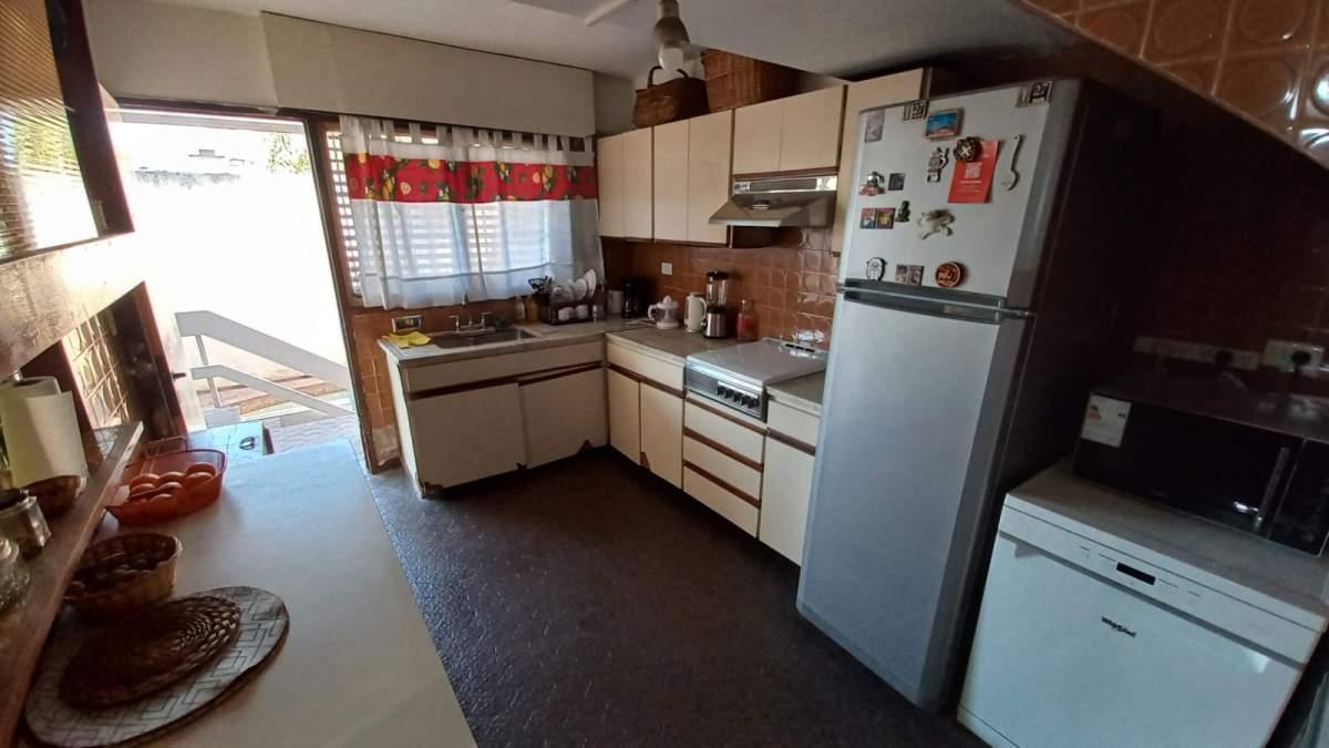 Venta Casa 3 Dorm. Barrio Patria Zona Clinica Reina Fabiola 5