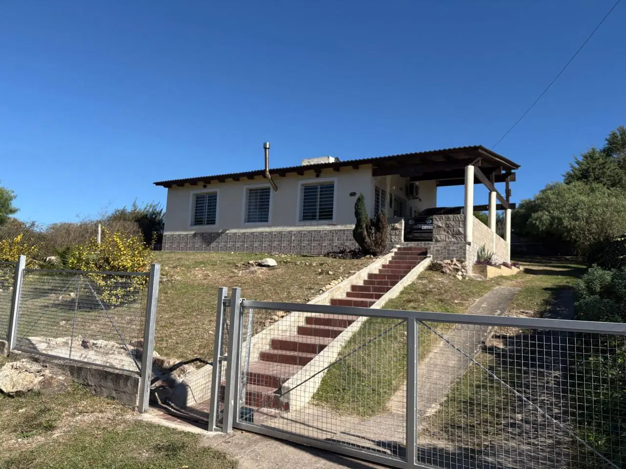 VENTA CASA 2 DORMITORIOS MIRADOR DEL LAGO BIALET MASSE CORDOBA 1