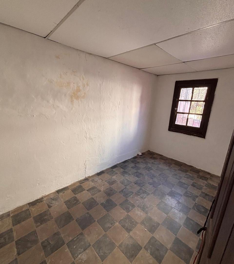 Foto de ALQUILER CASA 3 DORMITORIOS ALBERDI A METROS DE AV. COLON, imagen 1