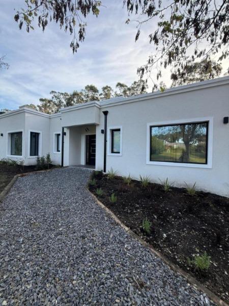 Foto de VENTA CASA MODERNA 3 AMB BARRIO PRIVADO BARRACAS DE SAN BENITO, imagen 1