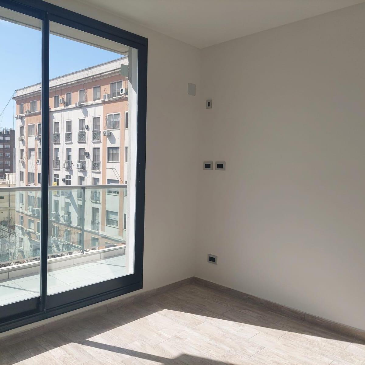 Departamento en Venta de Dos Dorm. en Pichincha, Rosario 4