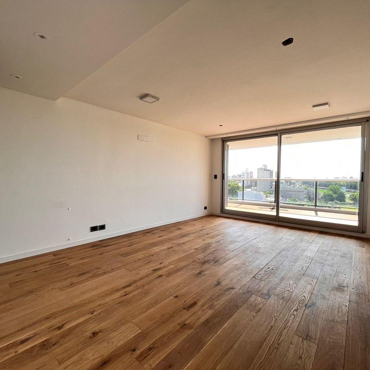 Venta Departamento de Dos Dorm. con Vista Al Río y Amenities. Rosario, Refinerias 1