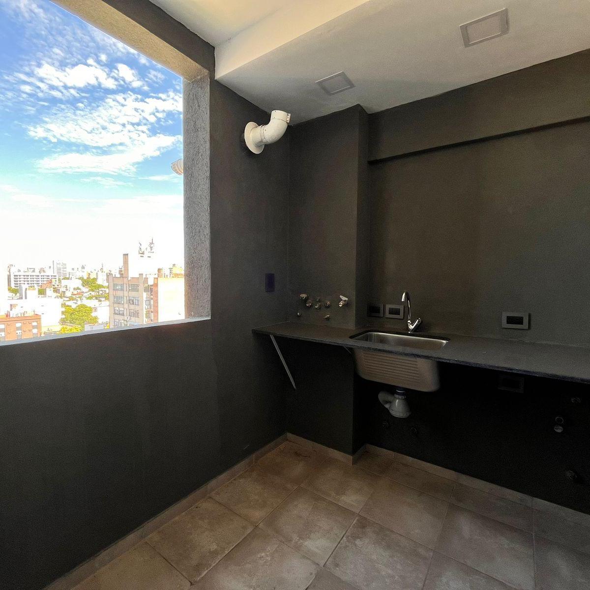 Venta Departamento de Dos Dorm. con Vista Al Río y Amenities. Rosario, Refinerias 4