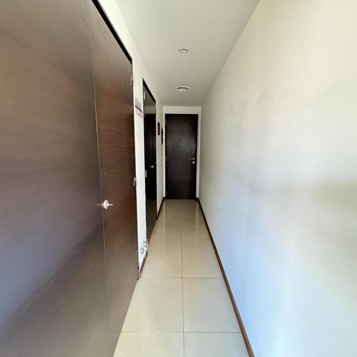 Venta Departamento de Tres Dorm. con Balcón Terraza y Cochera en Condominios del Alto, Rosario 3