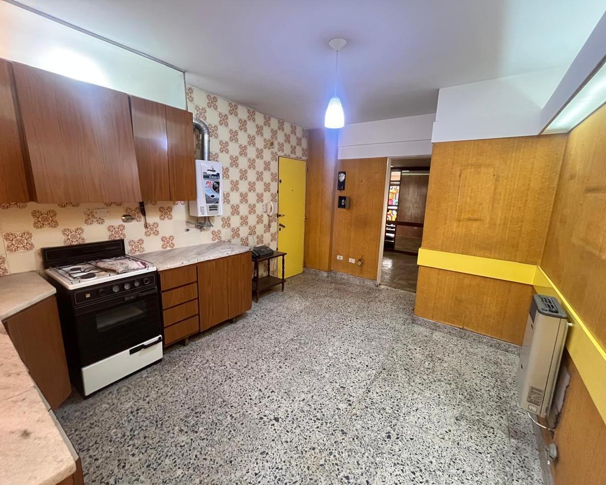 Venta - Departamento de Tres Dorm. en Piso Exclusivo, con Balcón Al Frente en Rosario Centro 4