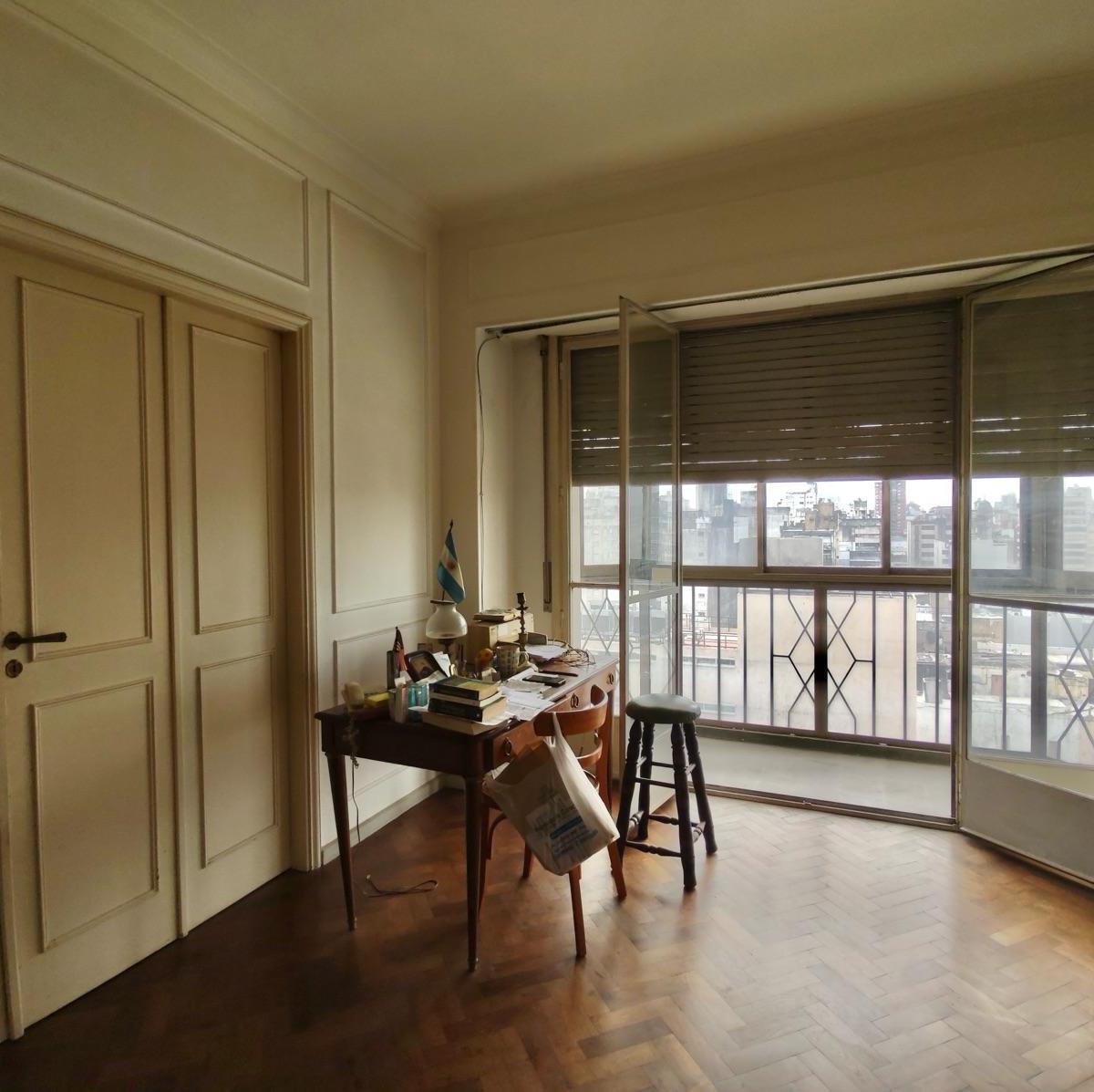 Venta - Departamento de Tres Dorm., Piso Exclusivo en El Centro de Rosario 3