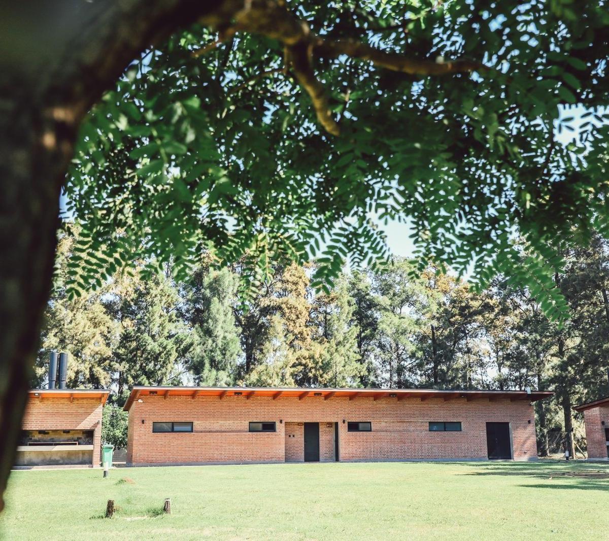 Venta - Terreno de 933 m² en Azhares del Paraná, Fighiera 3