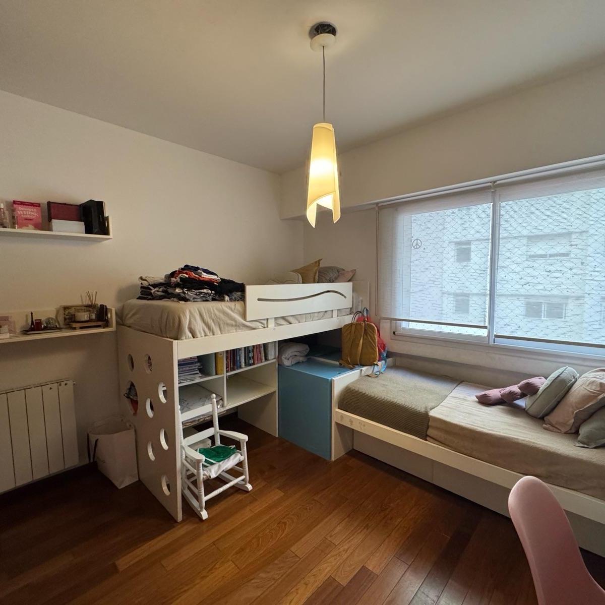 Venta - Departamento de Tres Dorm. con Balcón y Cochera en Centro Río, Rosario 2