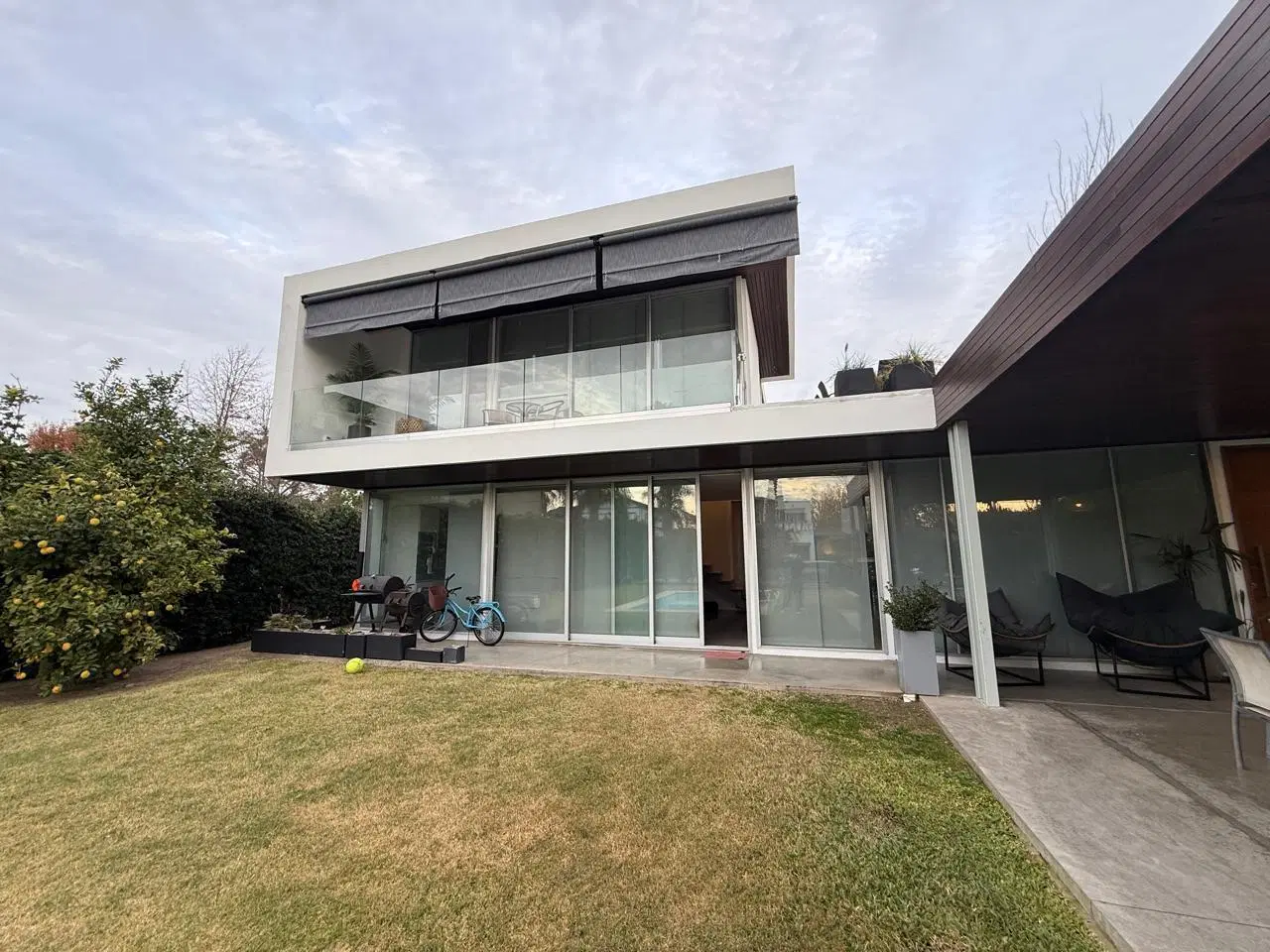 Miraflores Funes Hills, casa de tre 2