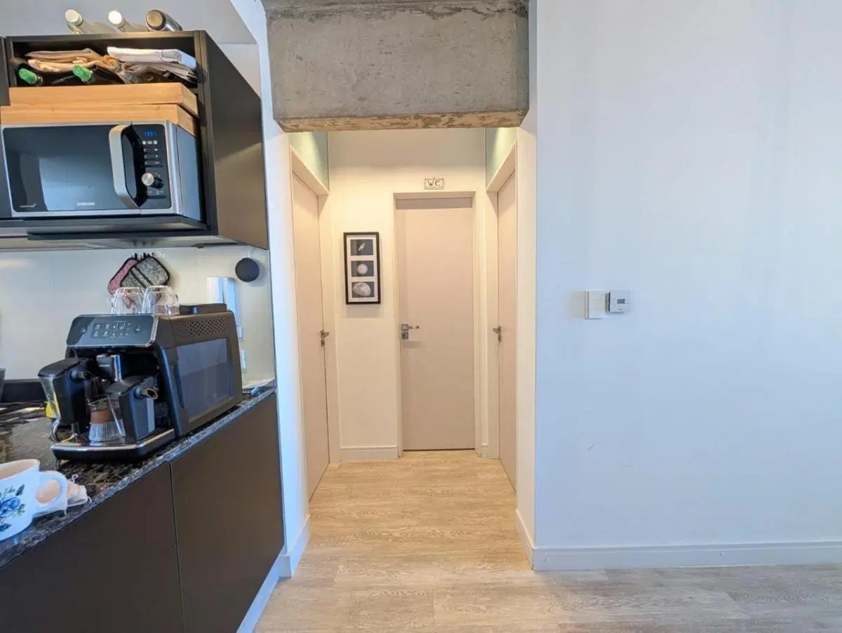 Venta departamento de 2 dormitorios con cochera y terraza exclusiva. Rosario, Pichincha 4