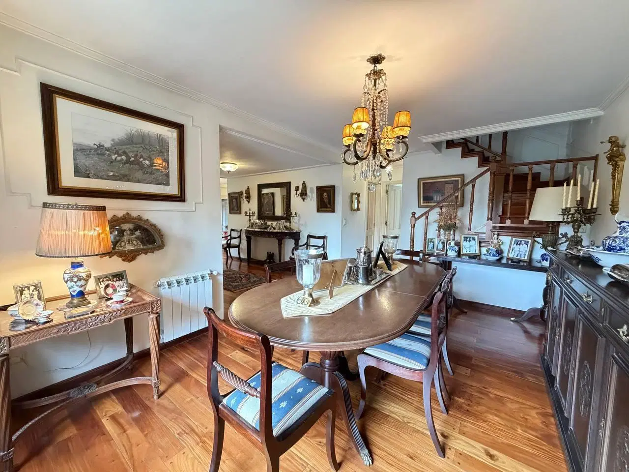Venta casa de tres dormitorios con terreno de 1368 m2 y pileta. Aldea Fisherton, Rosario 4