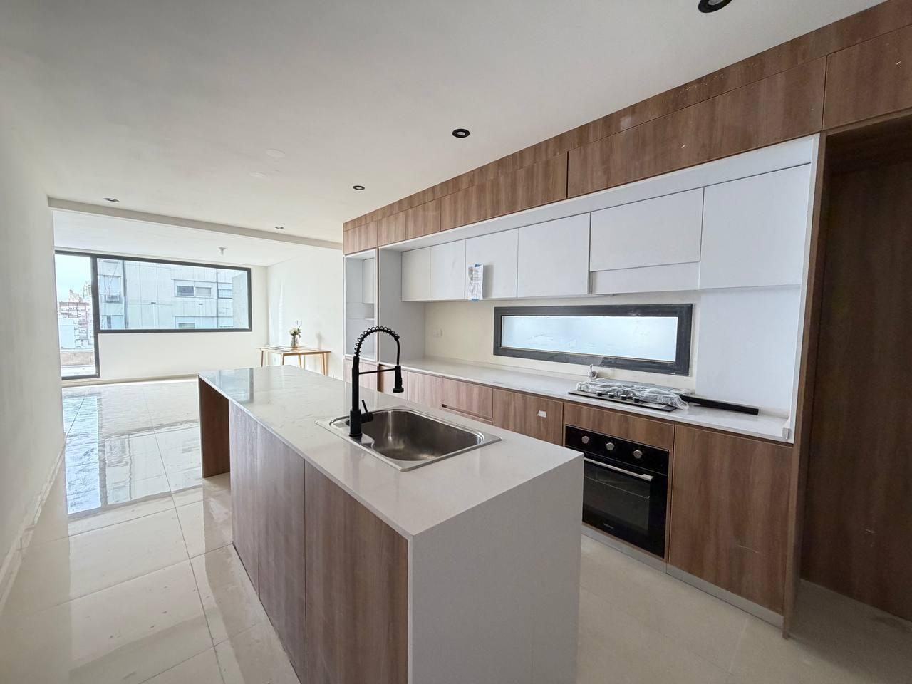 Foto de VENTA: departamento de tres dormitorios con pileta exclusiva, terraza y, imagen 1