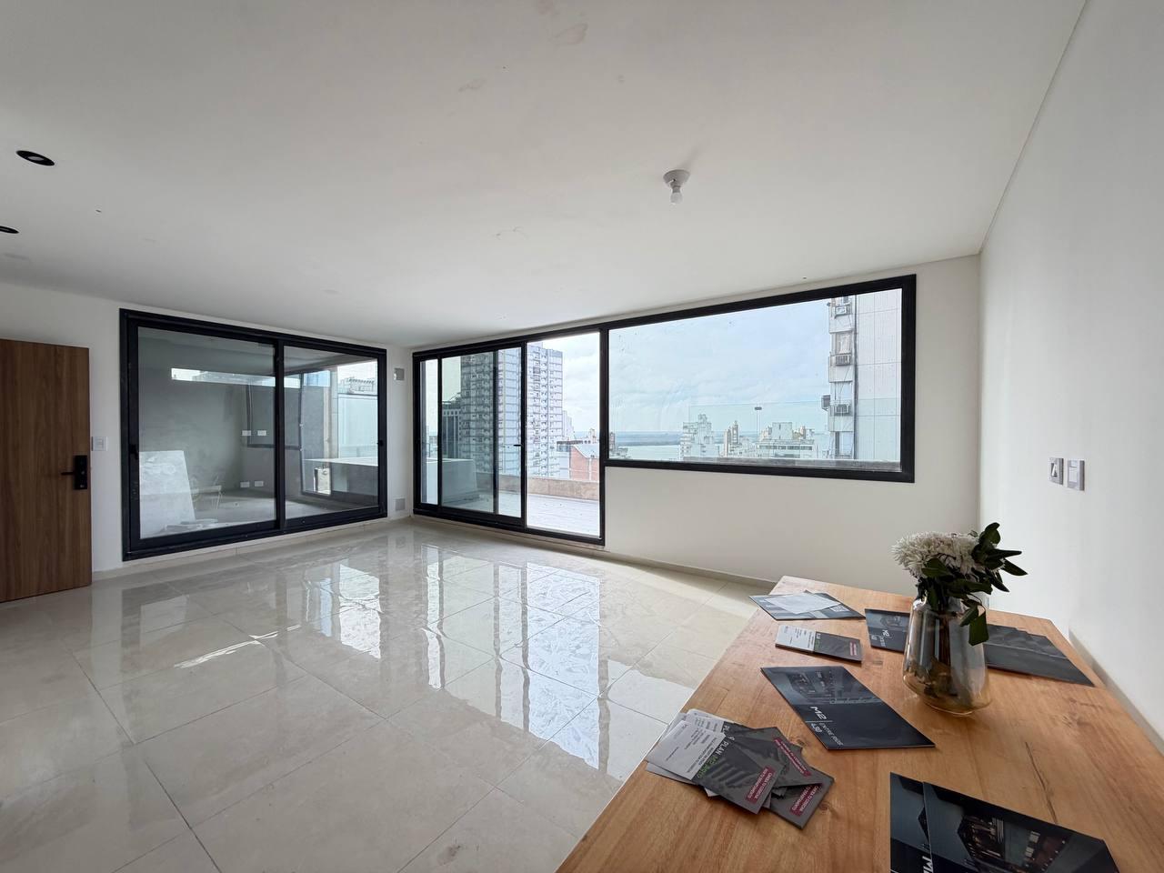 Foto de VENTA: departamento de tres dormitorios con pileta exclusiva, terraza y, imagen 3