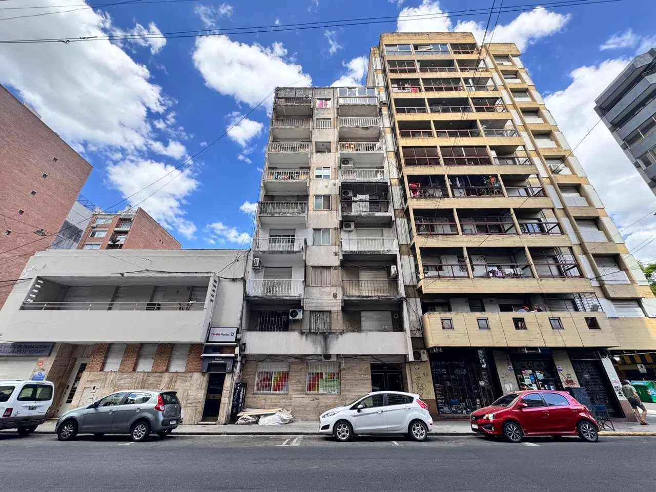 VENTA: Departamento de un dormitorio al frente con balcón. Ideal inversores. 4