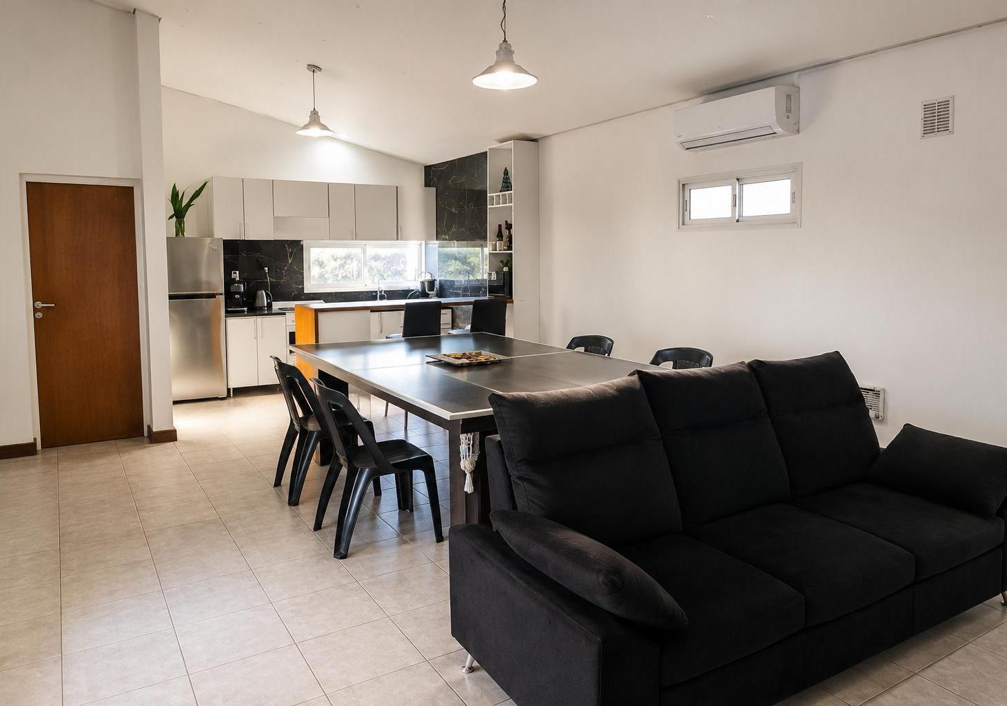 Foto de Venta - Casa de un dormitorio con galería y pileta en Punta Chacra, imagen 5