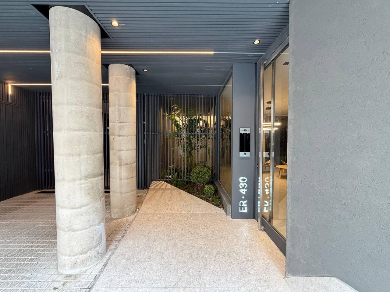Foto de VENTA: departamento de dos dormitorios con pileta exclusiva, patio y, imagen 4
