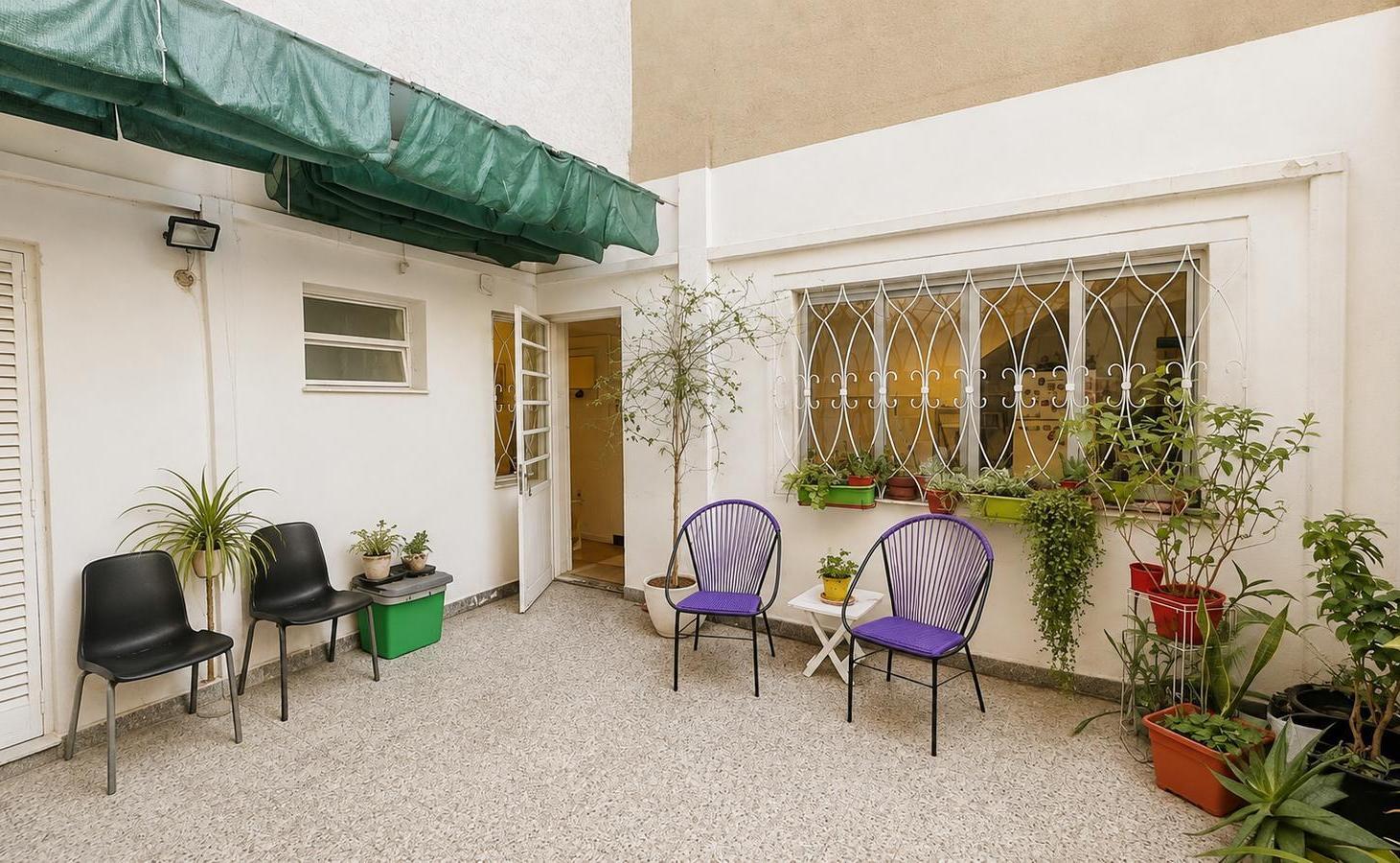Foto de VENTA: Departamento de dos dormitorios con patio en Centro Río, Rosario, imagen 1