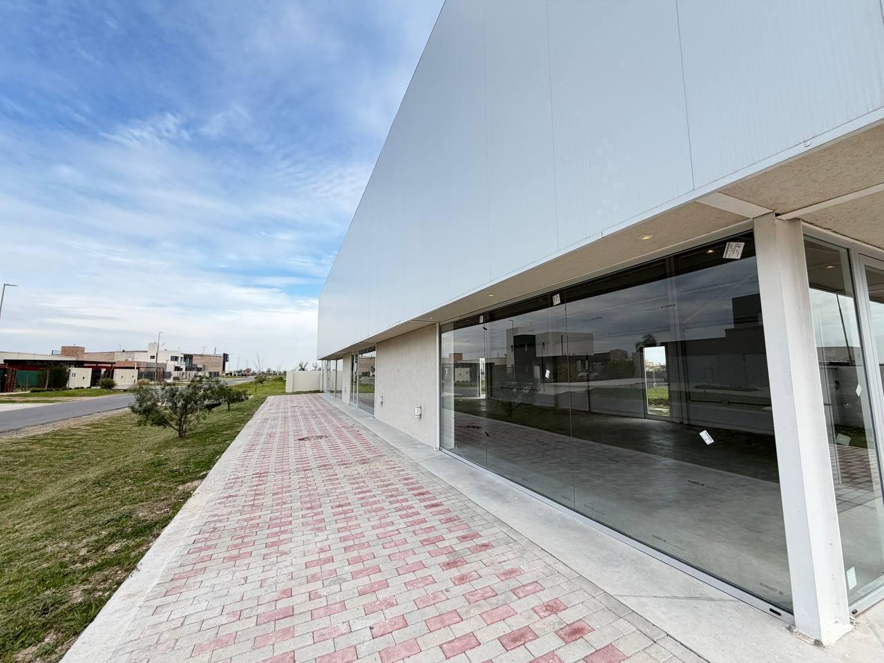 Foto de Venta local en esquina con 185 m2 cubiertos. Don Mateo, Funes, imagen 3