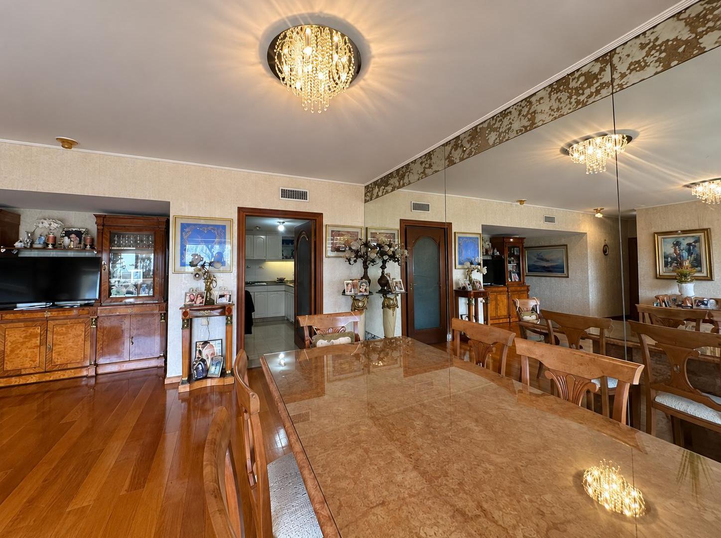 Foto de VENTA: Departamento de dos dormitorios con cochera, vista al rio y, imagen 4
