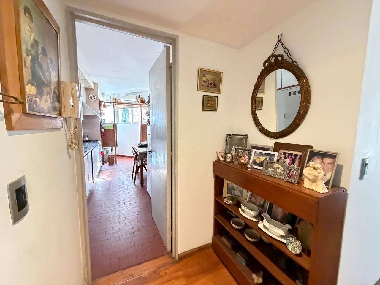 Foto de Venta departamento de tres dormitorios con balcón al frente. Rosario, imagen 1