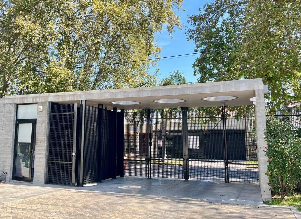 Foto de VENTA: Casa de dos dormitorios, cochera y vista al río en Condominio, imagen 1