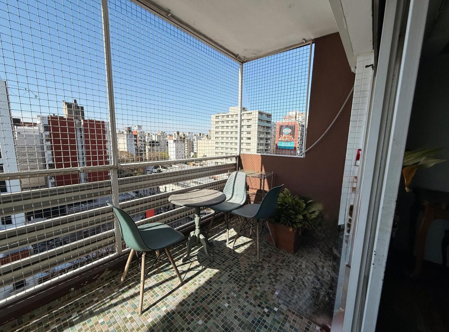 Foto de Departamento 3 dormitorios + comodin con cochera, pileta y parrila, imagen 5