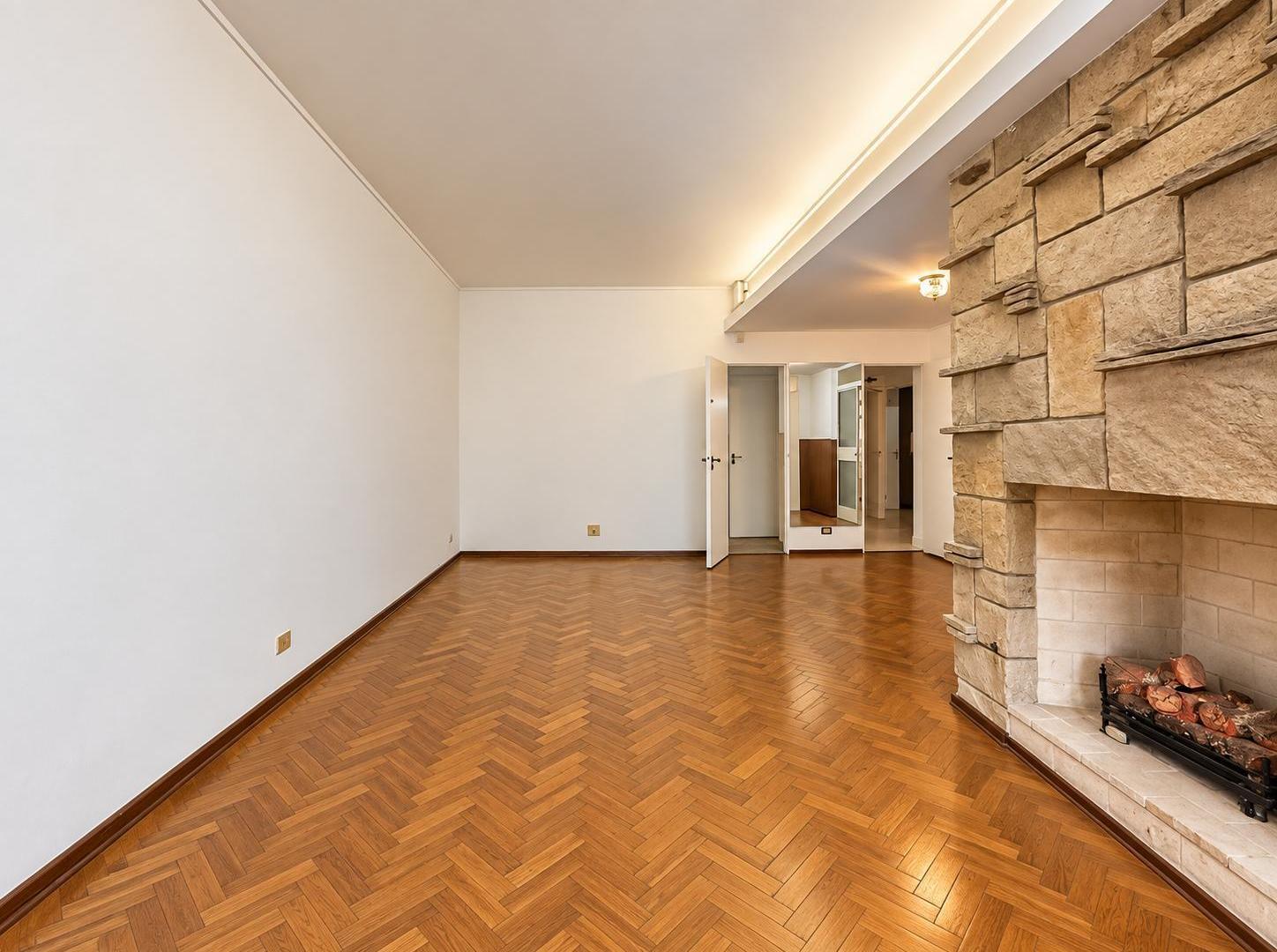 Foto de VENTA-Casa de tres dormitorios, patio, cochera y parrillero en Bv Oroño, imagen 5