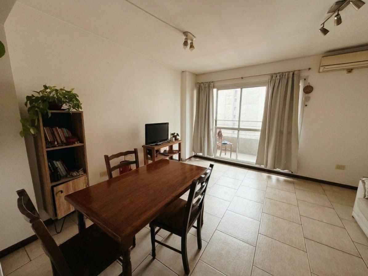 Foto de Departamento en venta un dormitorio con balcon al frente, imagen 3