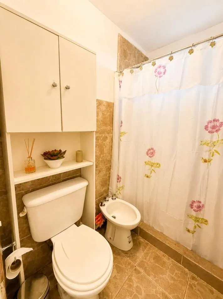 VENTA DE CASA DE 4 AMBIENTES - CERRO DE ORO 4