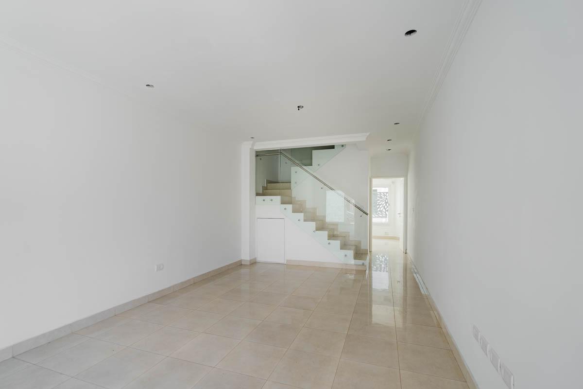 Foto de VENTA TRIPLEX 5 AMBIENTES CIUDAD MADERO PATIO, imagen 1