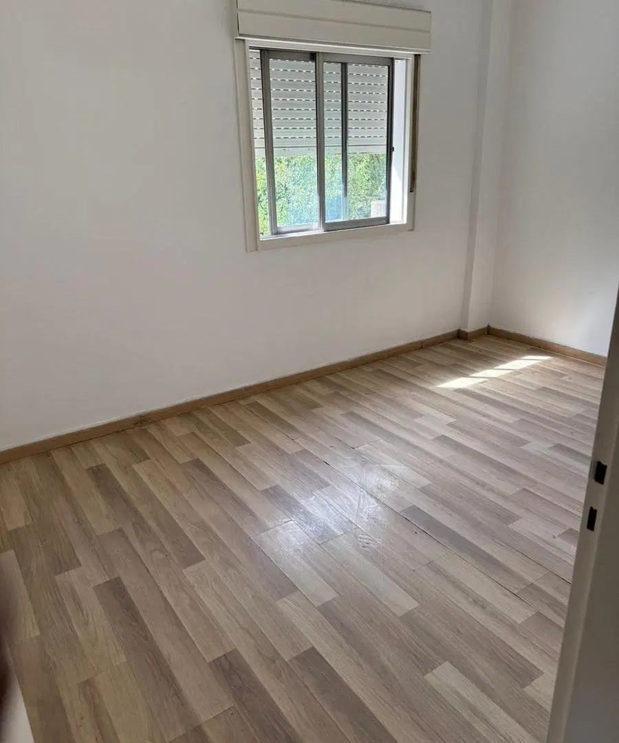 Departamento 3 de Ambientes con excelente ubicación 5