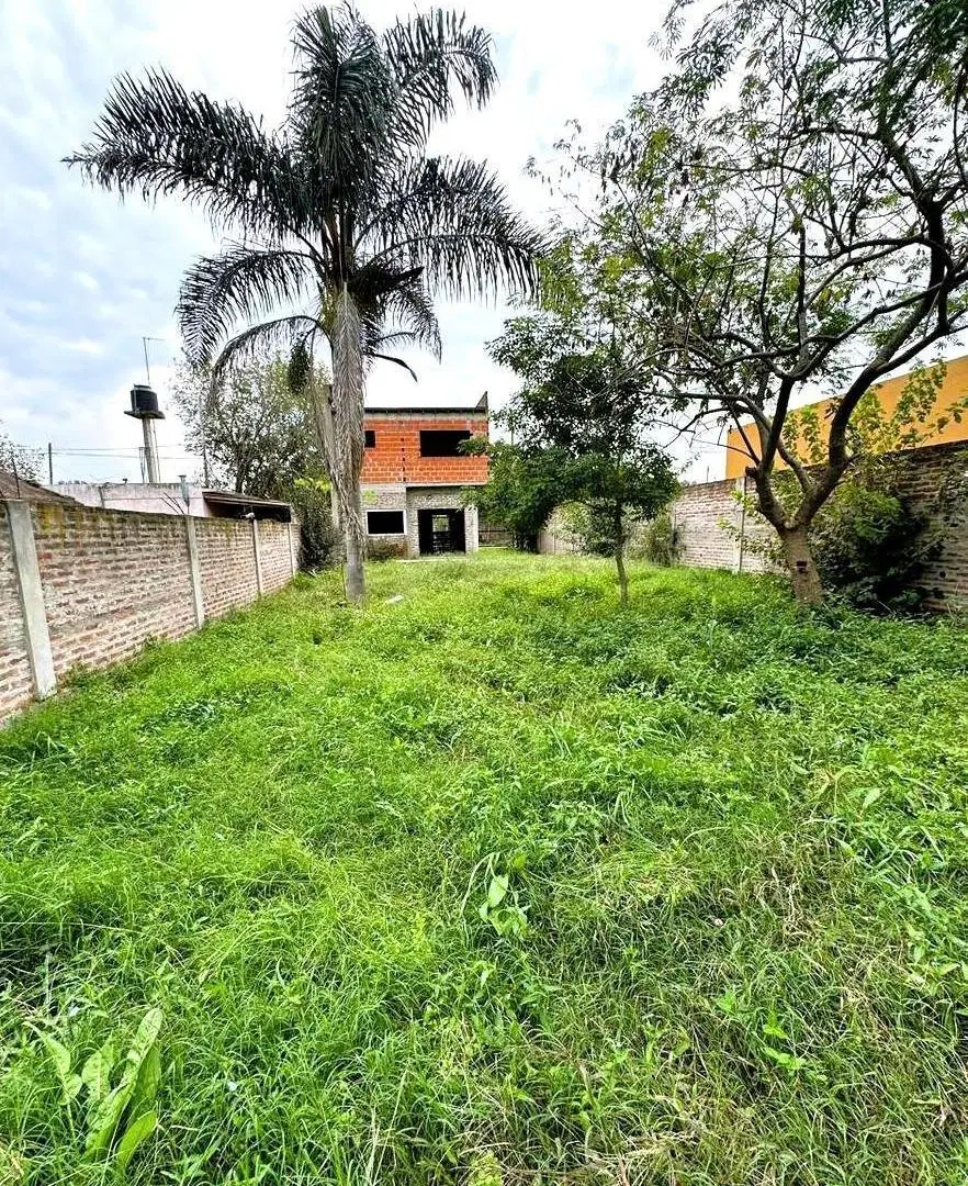 Terreno con construcción en Carlos Spegazzini 5