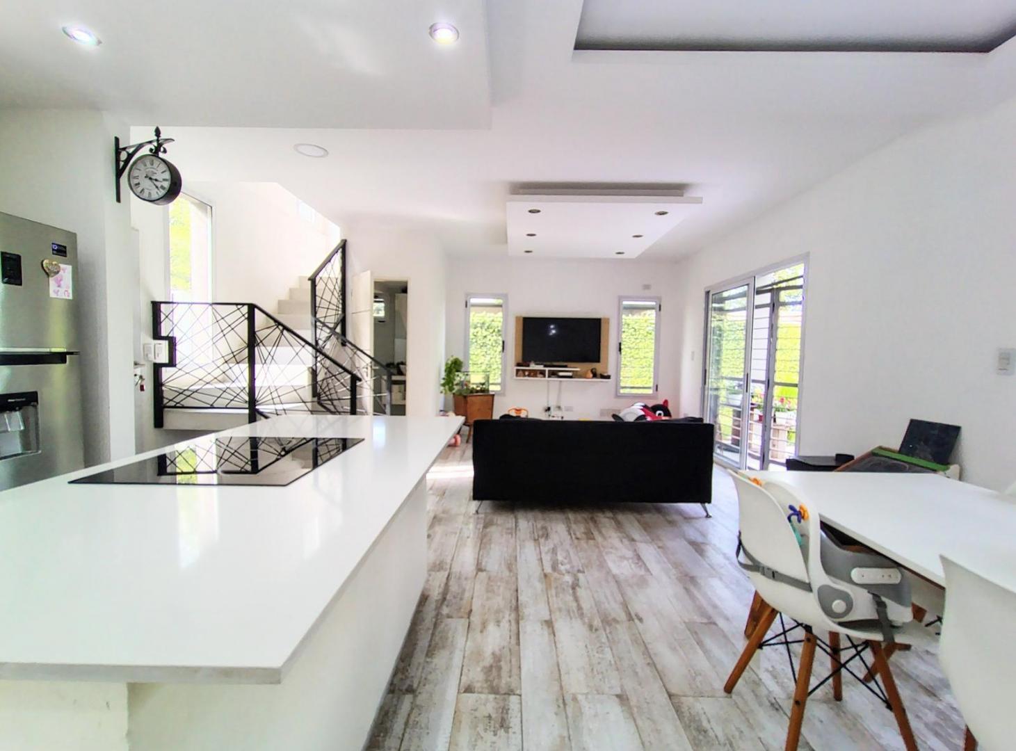 Foto de Casa en venta de 3 ambientes La Reja Grande Moreno, imagen 1