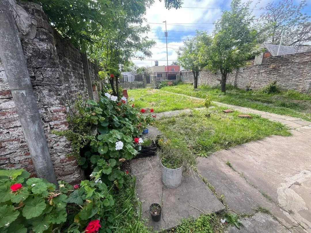Terreno en venta en El Palomar 5