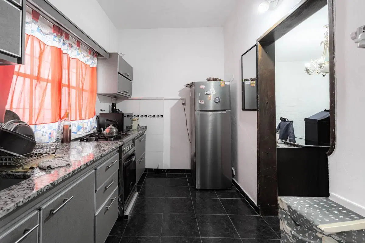 PH en venta de 3 ambientes en Tapiales 4