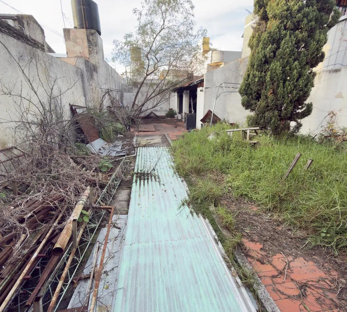 Venta de Casa con Galpon en Ciudad Madero 5