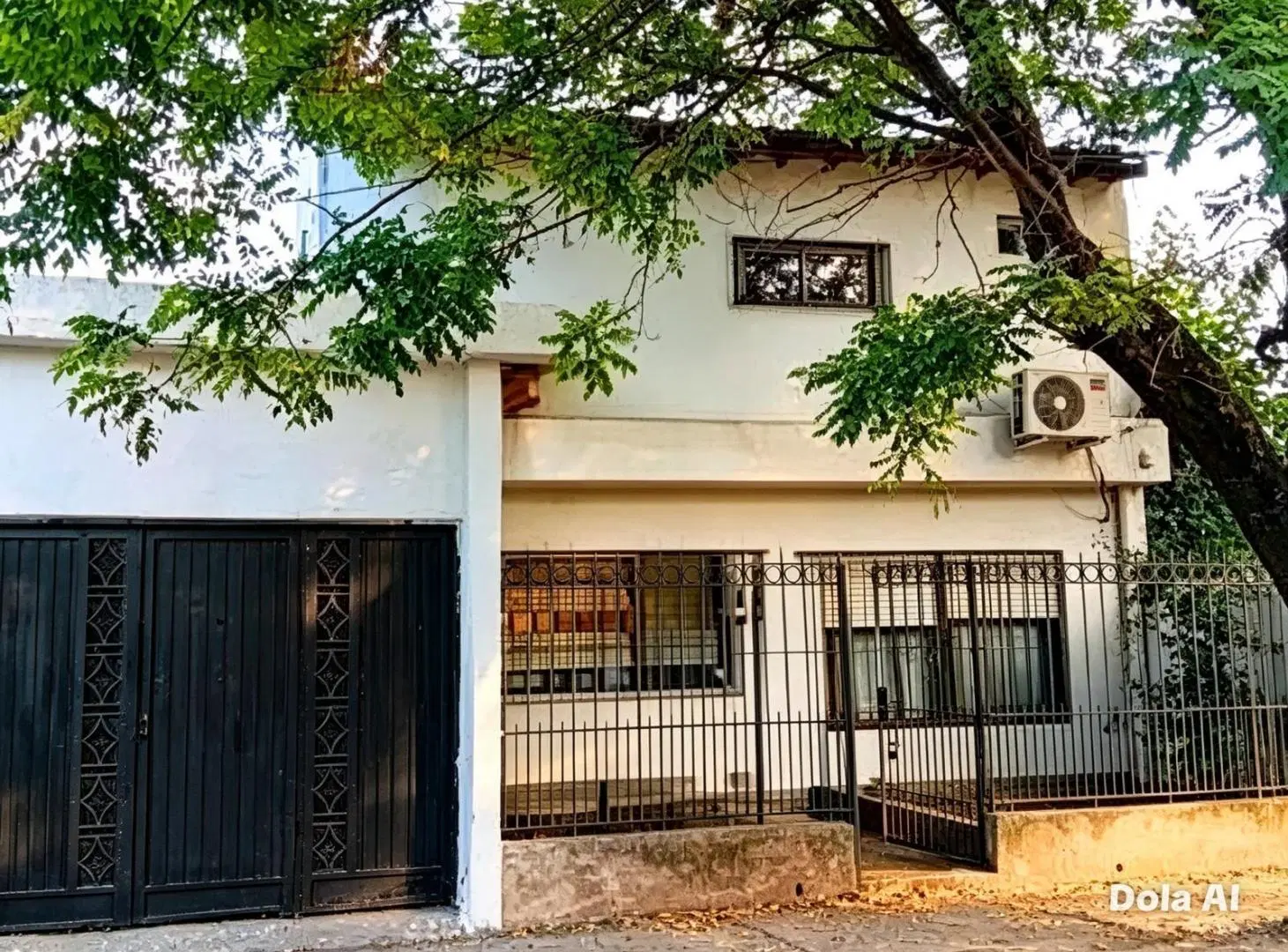 Casa en venta de 7 ambientes en Moreno 4