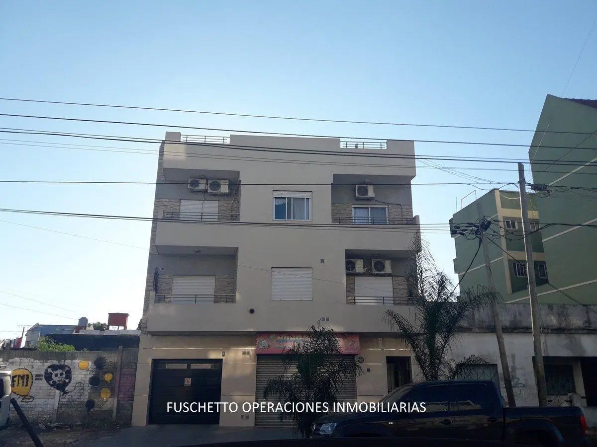 Departamento 2 ambientes en Alquiler con Balcón y Cochera 2