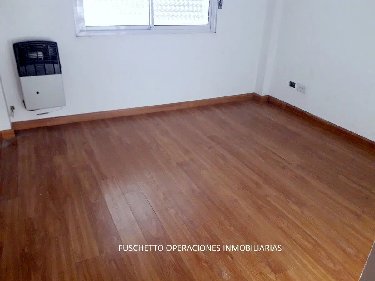 Departamento 2 ambientes en Alquiler con Balcón y Cochera 4
