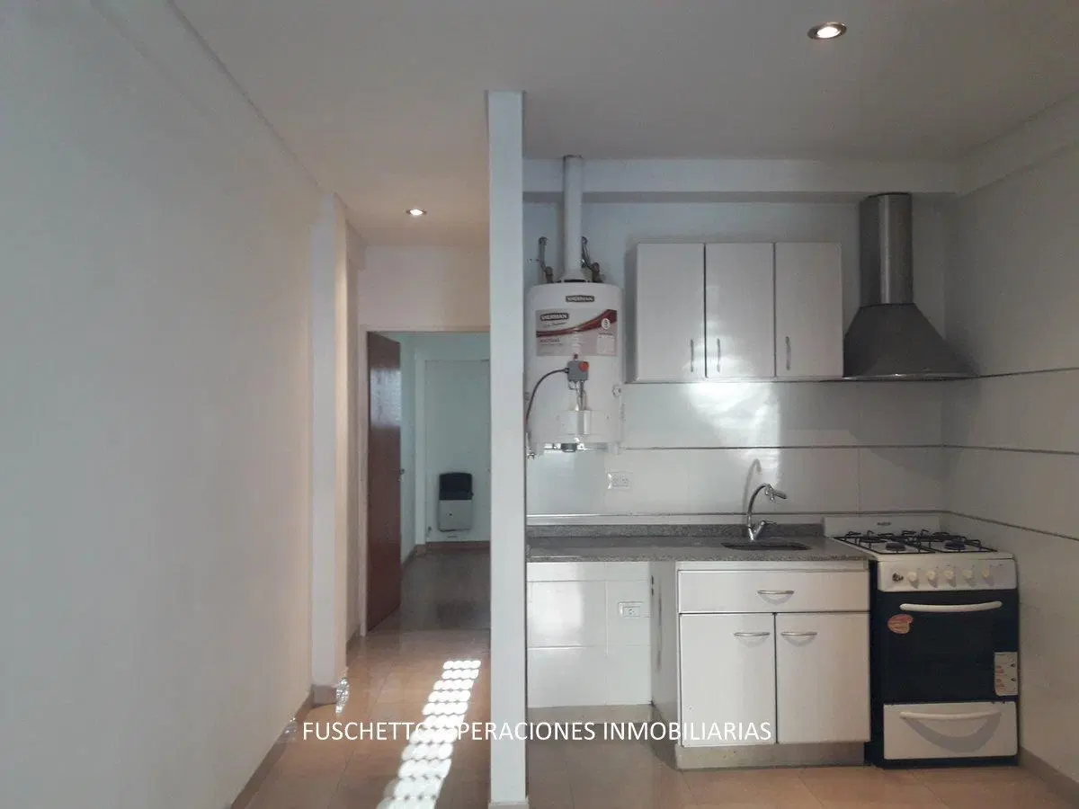 Departamento 2 ambientes en Alquiler con Balcón y Cochera 3